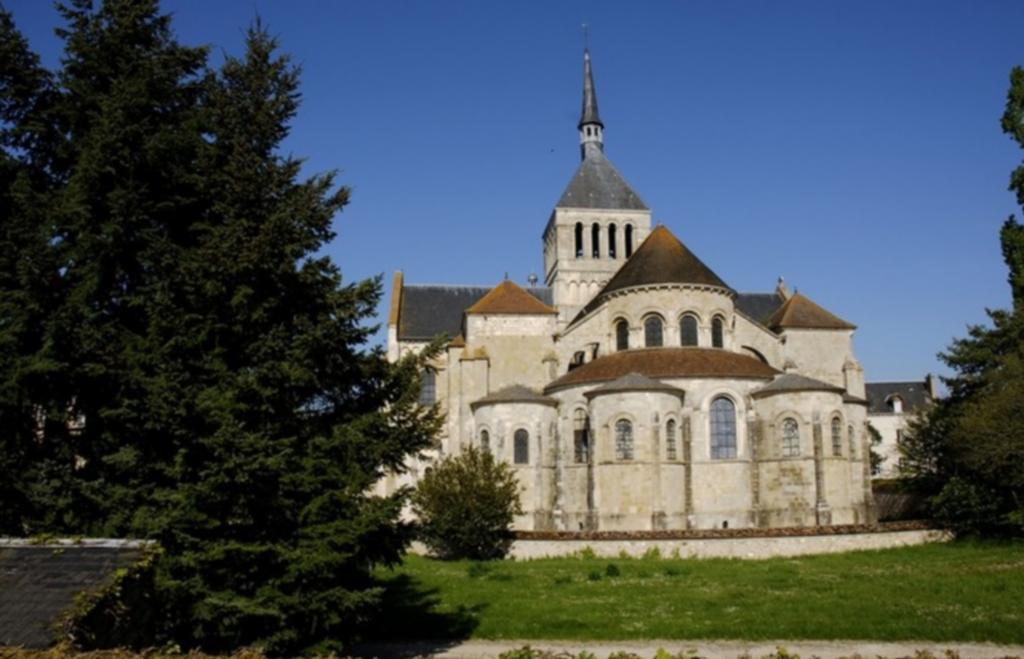 Hôtel Burgevin Sully-sur-Loire Exterior foto