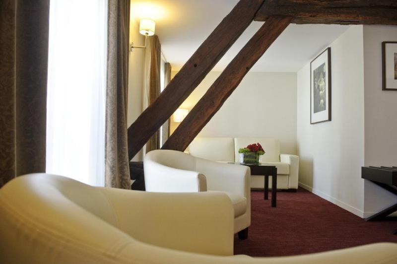 Hôtel Burgevin Sully-sur-Loire Exterior foto